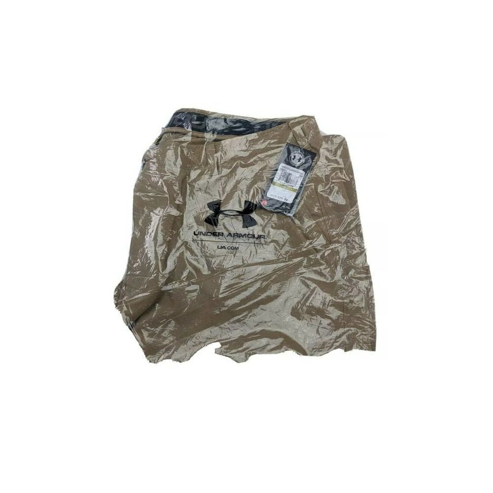 ‎Mens Under Armour Heat Gear Airvent Pleated Pants